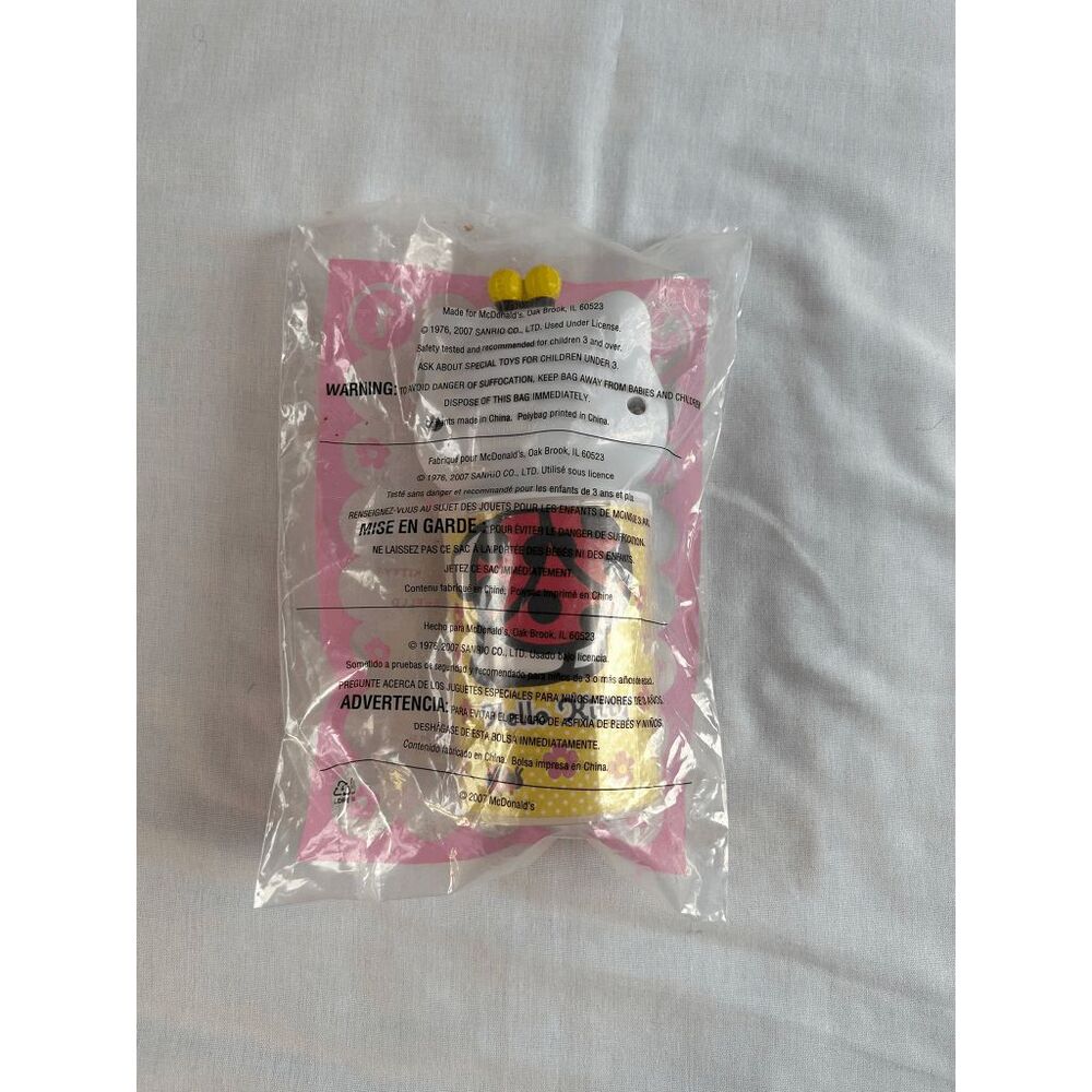 2007 Hello Kitty Happy Meal Toy Cup Sealed